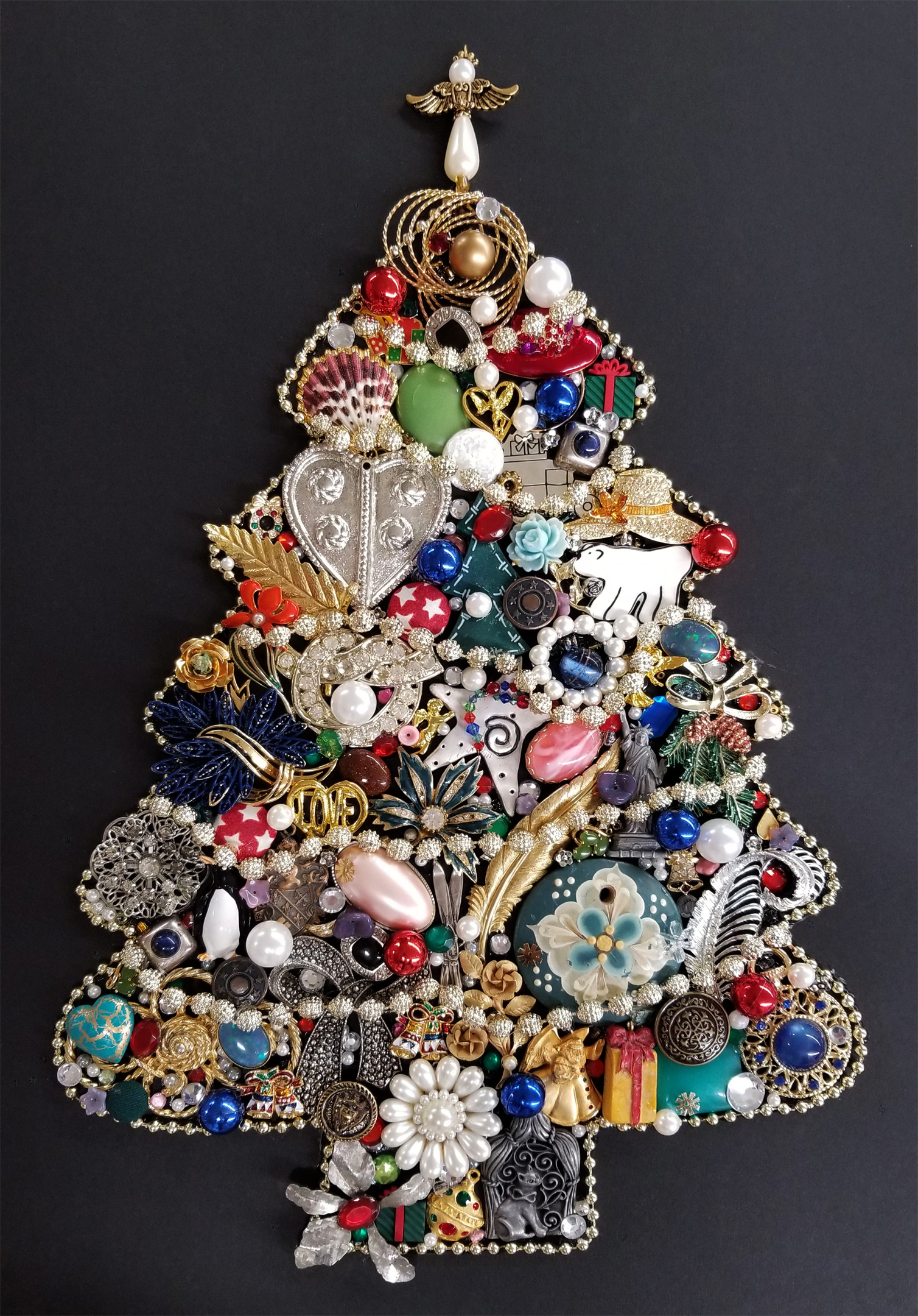Vintage Jewelry Christmas Tree | Charles H. MacNider Art Museum